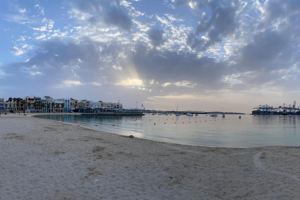 Sunset Apt Modern 1 Bedroom Apt Near The Beach Birzebbuga Exterior photo